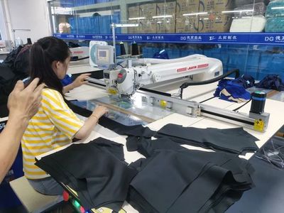 聽！南昌奮勇爭先的鏗鏘足音——服裝制造的崛起與創(chuàng)新